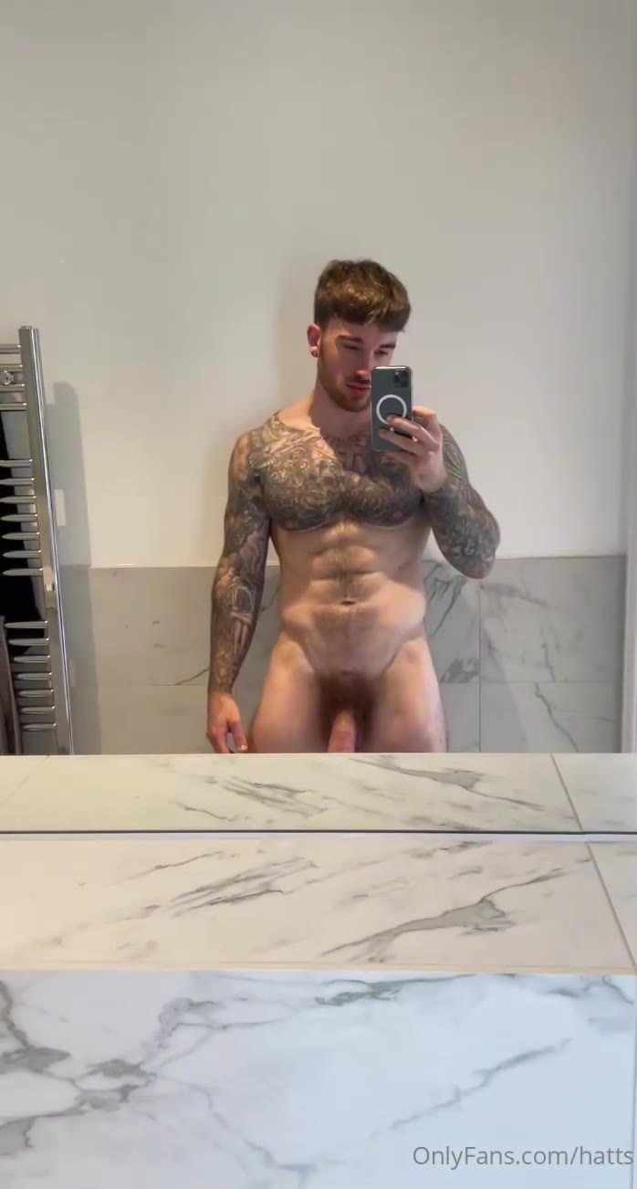 Babe personal trainer Chris Hatton of