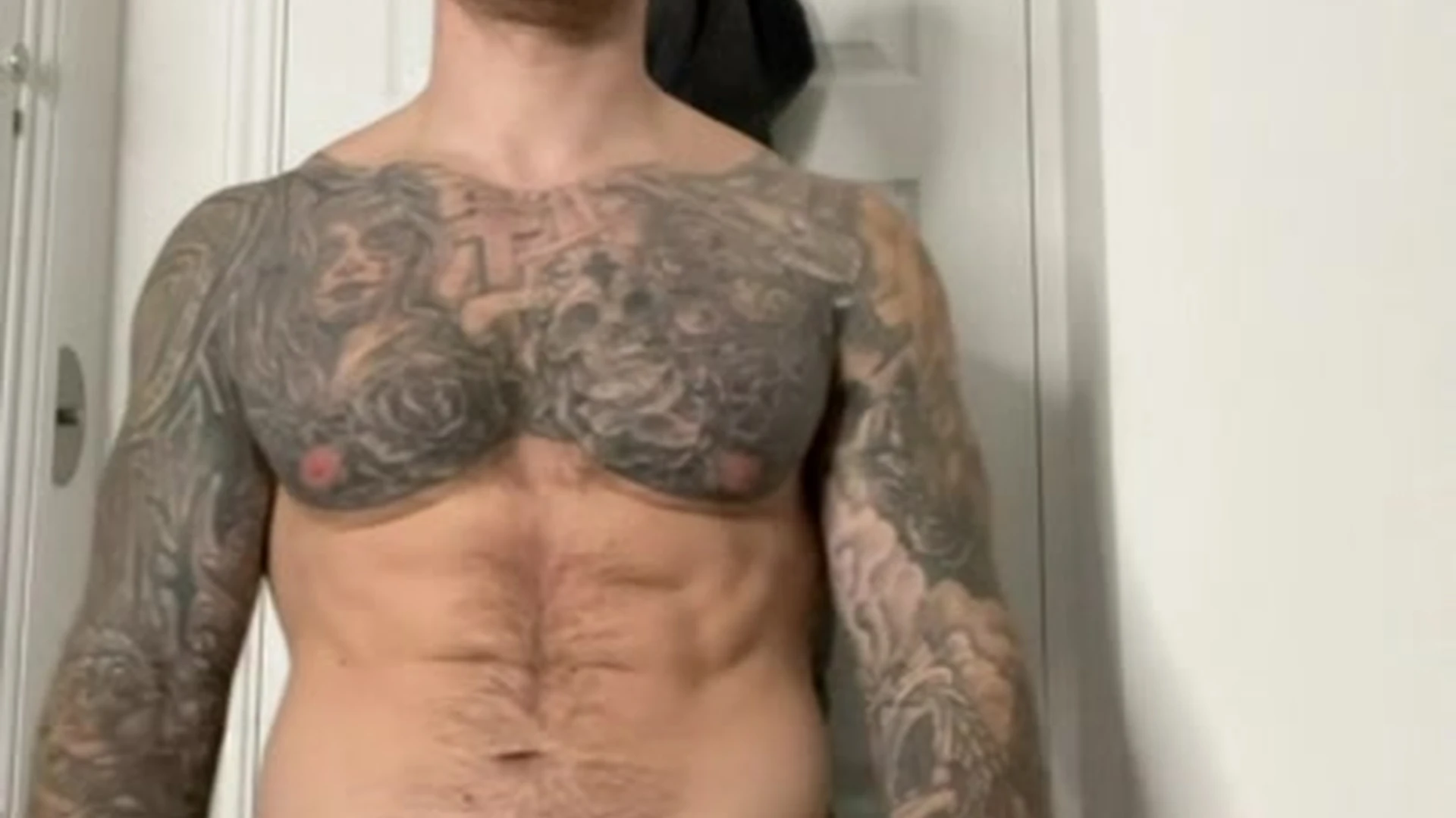 Sensational Self-assured Chiseled Hatts17 clips