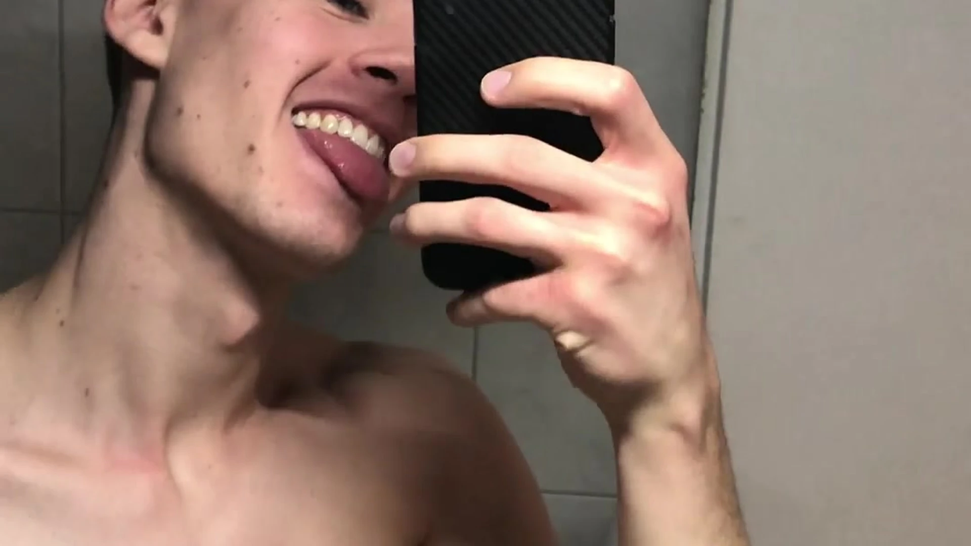 Exposed fit lucashall99 Lucas Hall sextape
