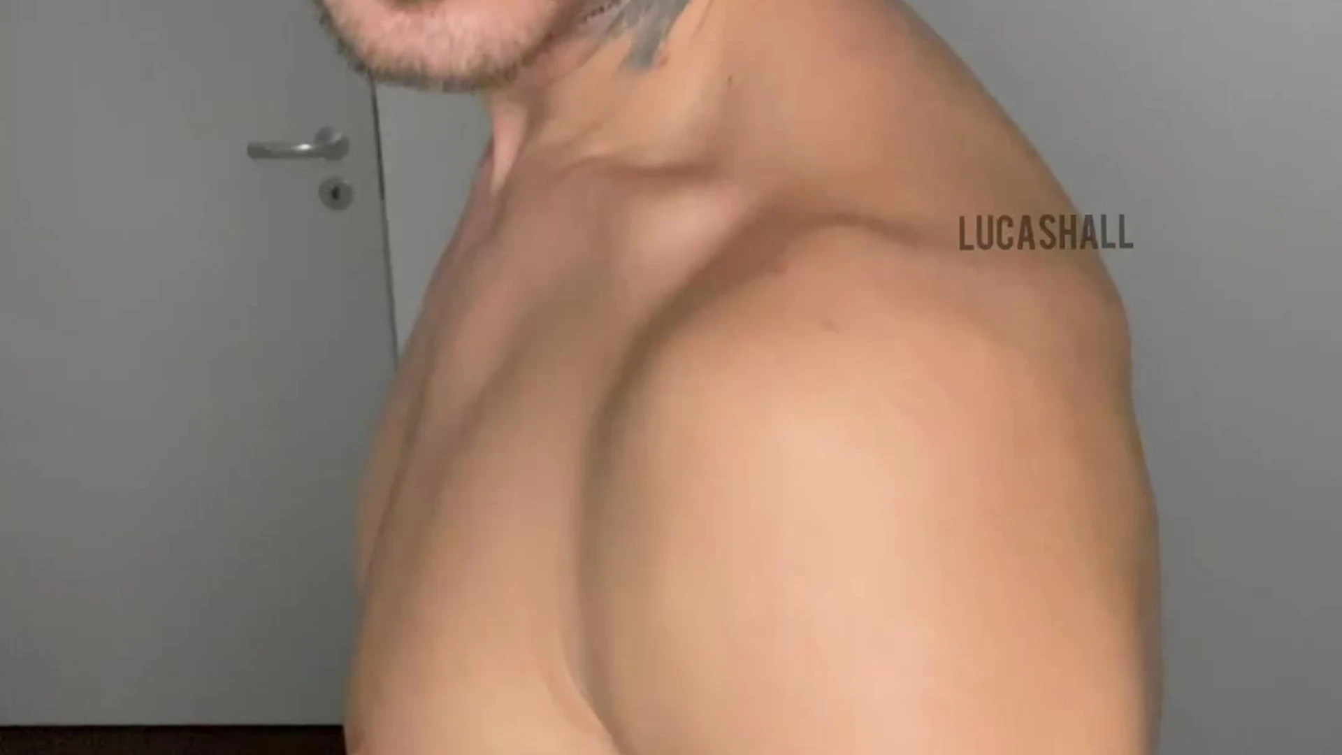 lucashall99 Lucas Hall nude hunk