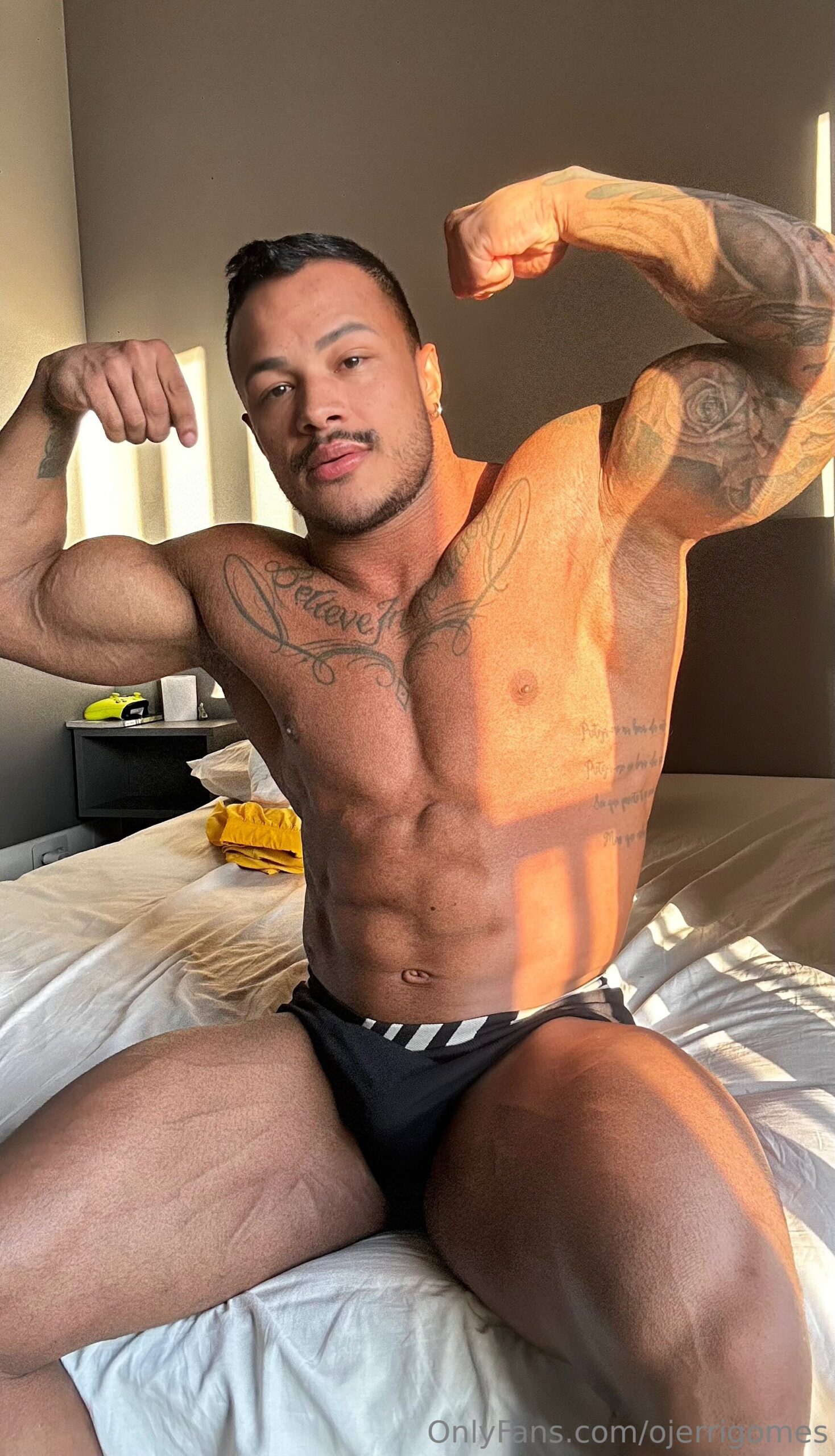 hunk jerrigomes abs