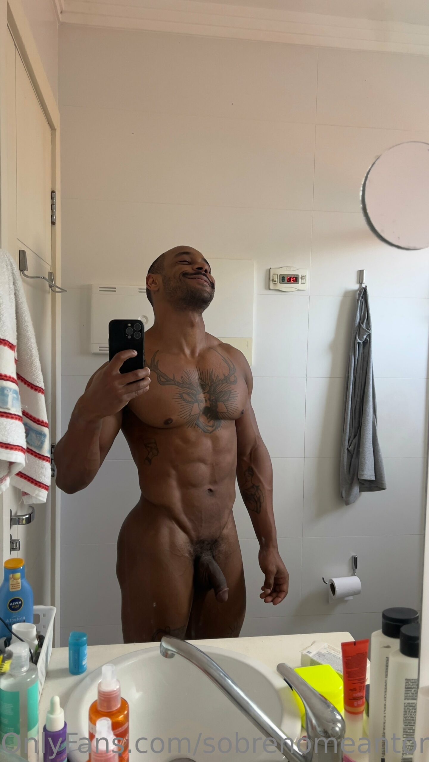 Sensational beautiful musculoca sobrenomeantonio nudes