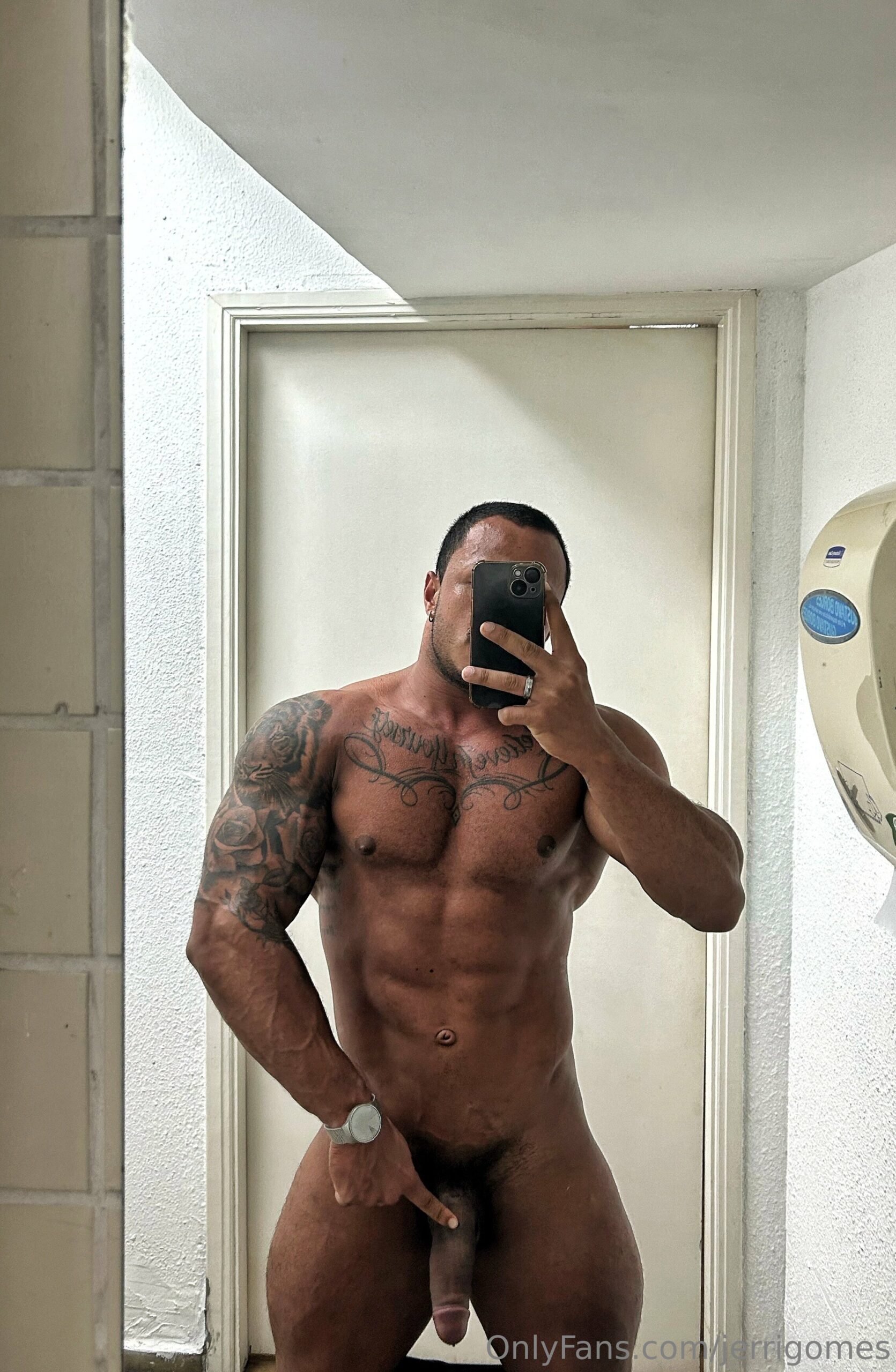 Empowered hunk jerrigomes sextape