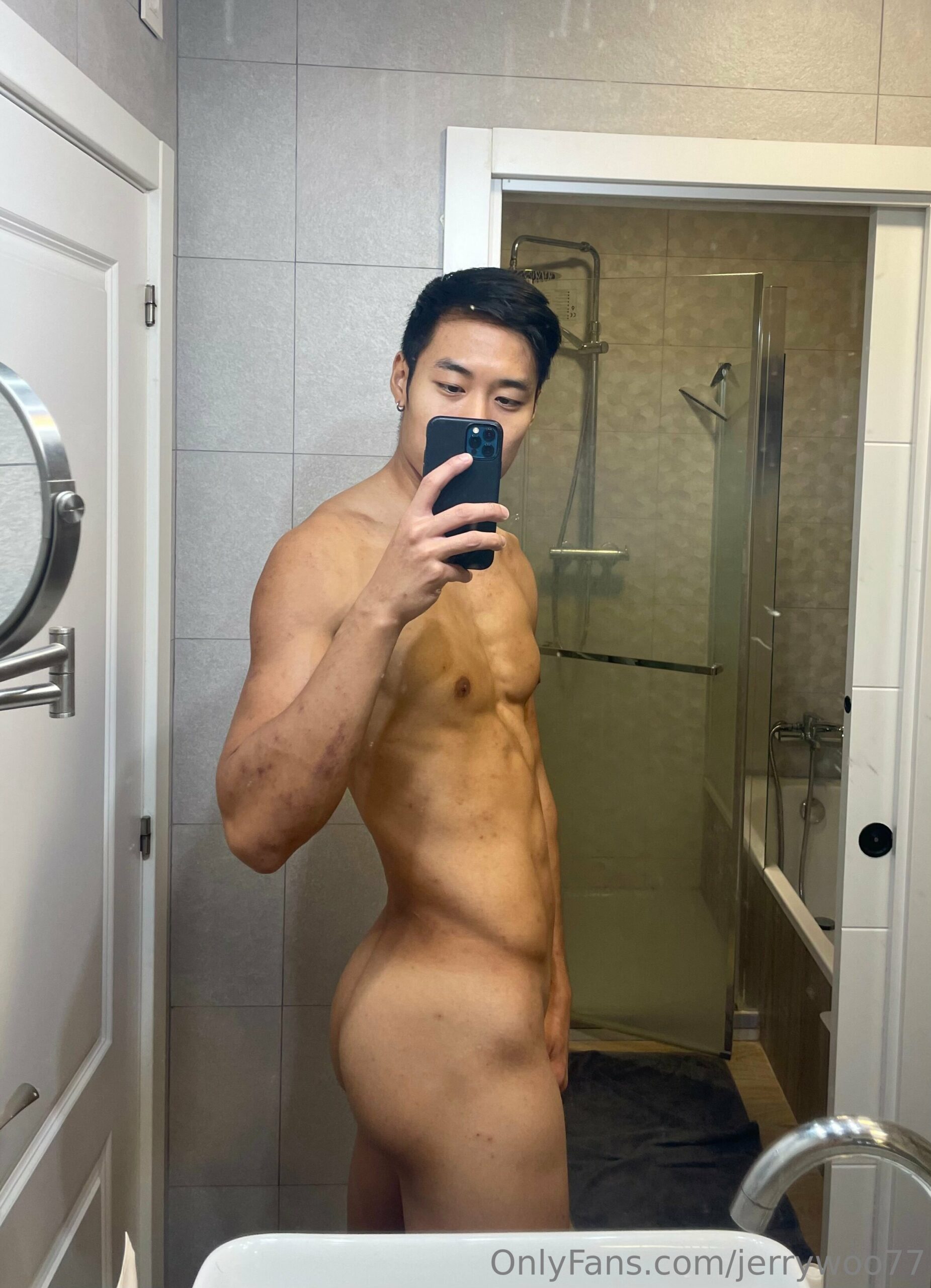 Jeremiah Woo Korean_twunk abs