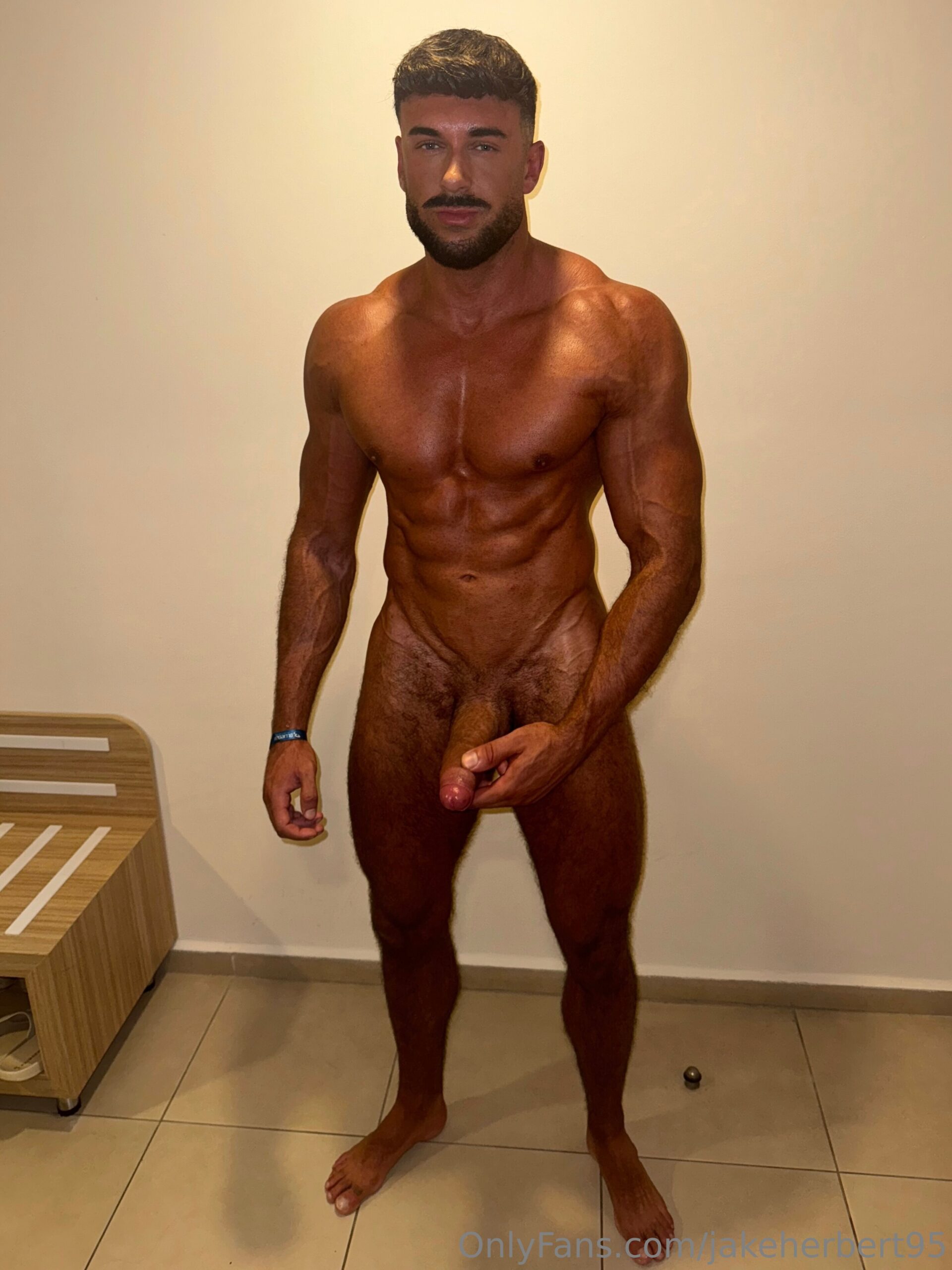 HUNG british jakeherbert95 Fansly leaks Clip Exposed