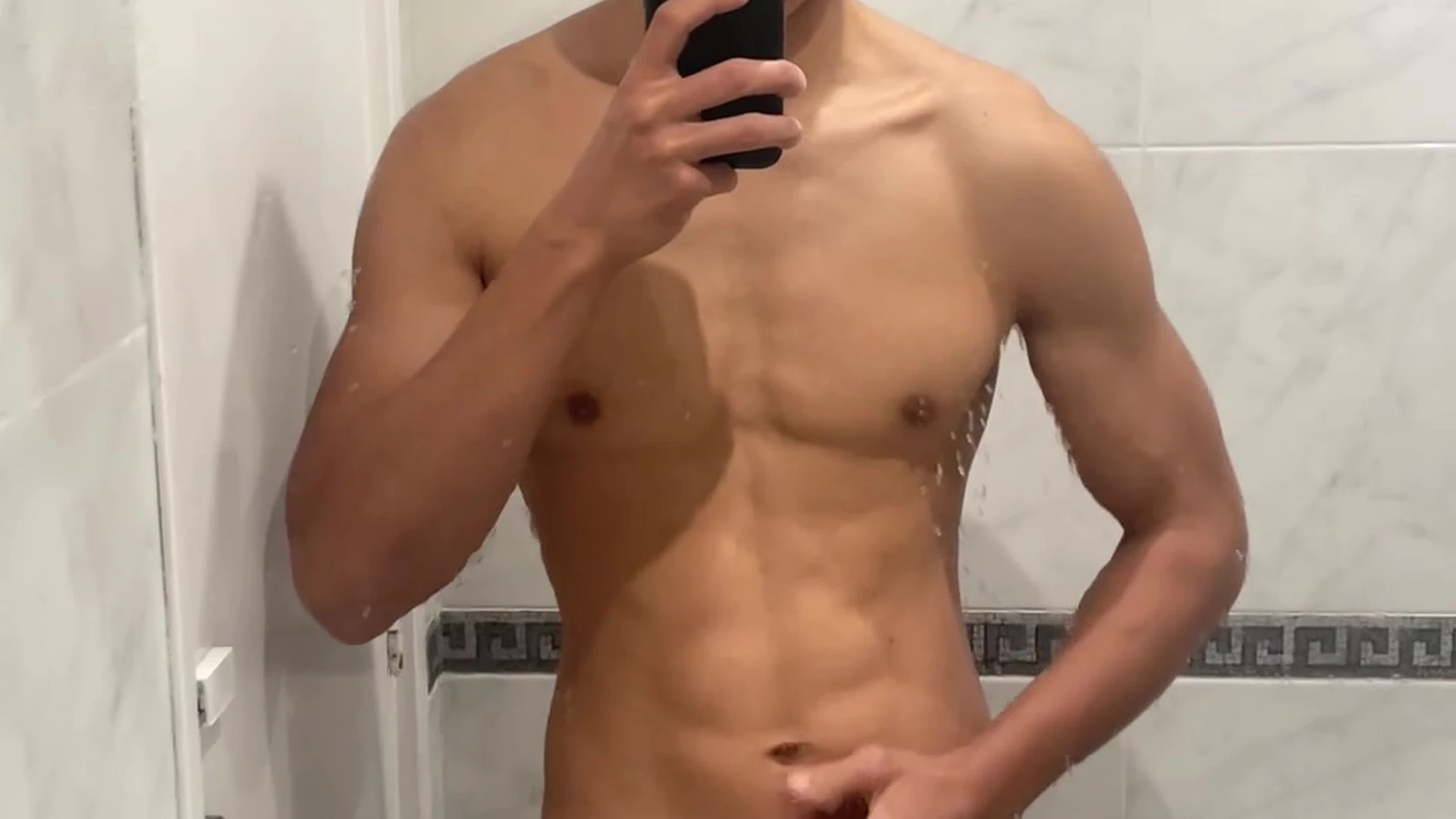 Babe Jeremiah Woo Korean_twunk of Exposed