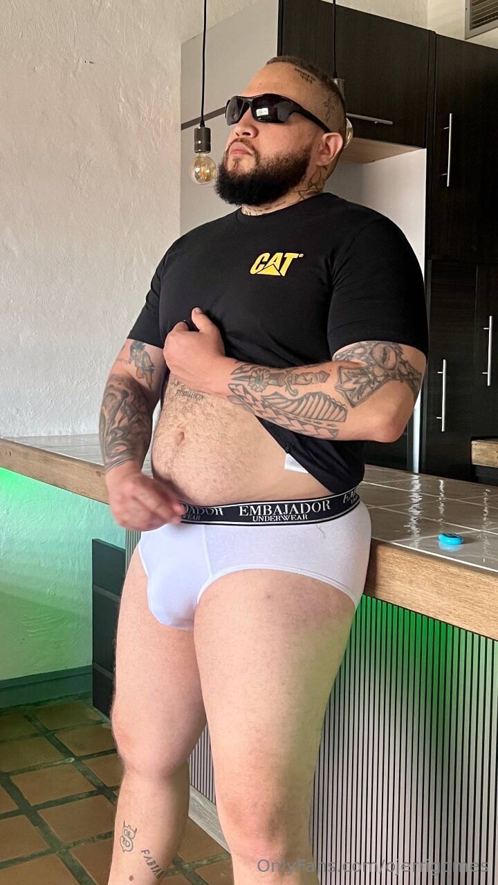 muscular latino ojerrigomes nude hunk Vid Epic