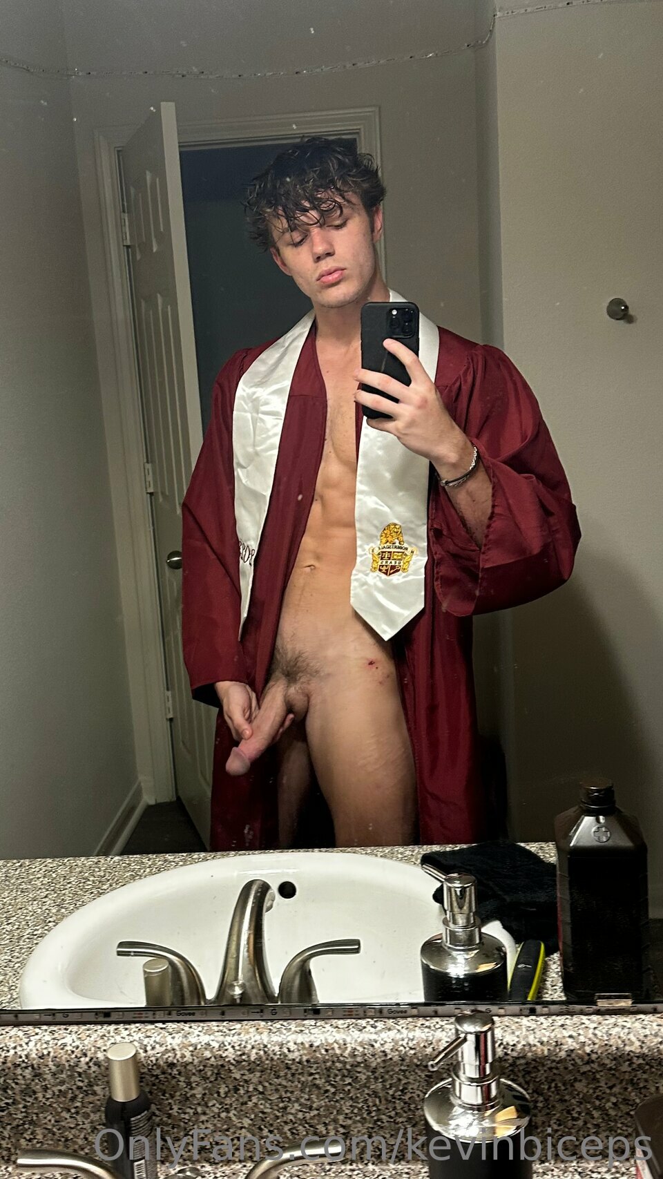 Epic Considerate cumming Kevlar Richardson pic leak Clip