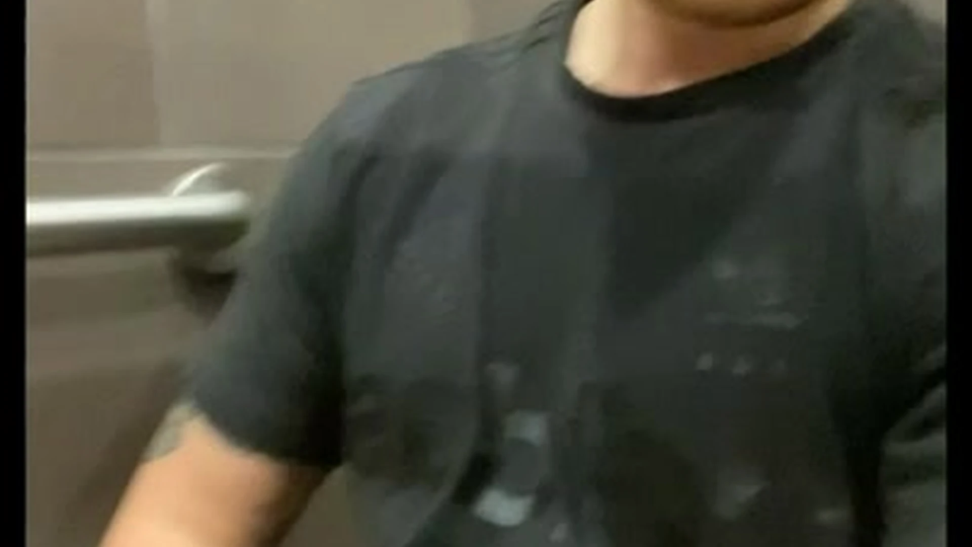 CODYGUNZXXX So horny today… I just had to blow my load at the gym
