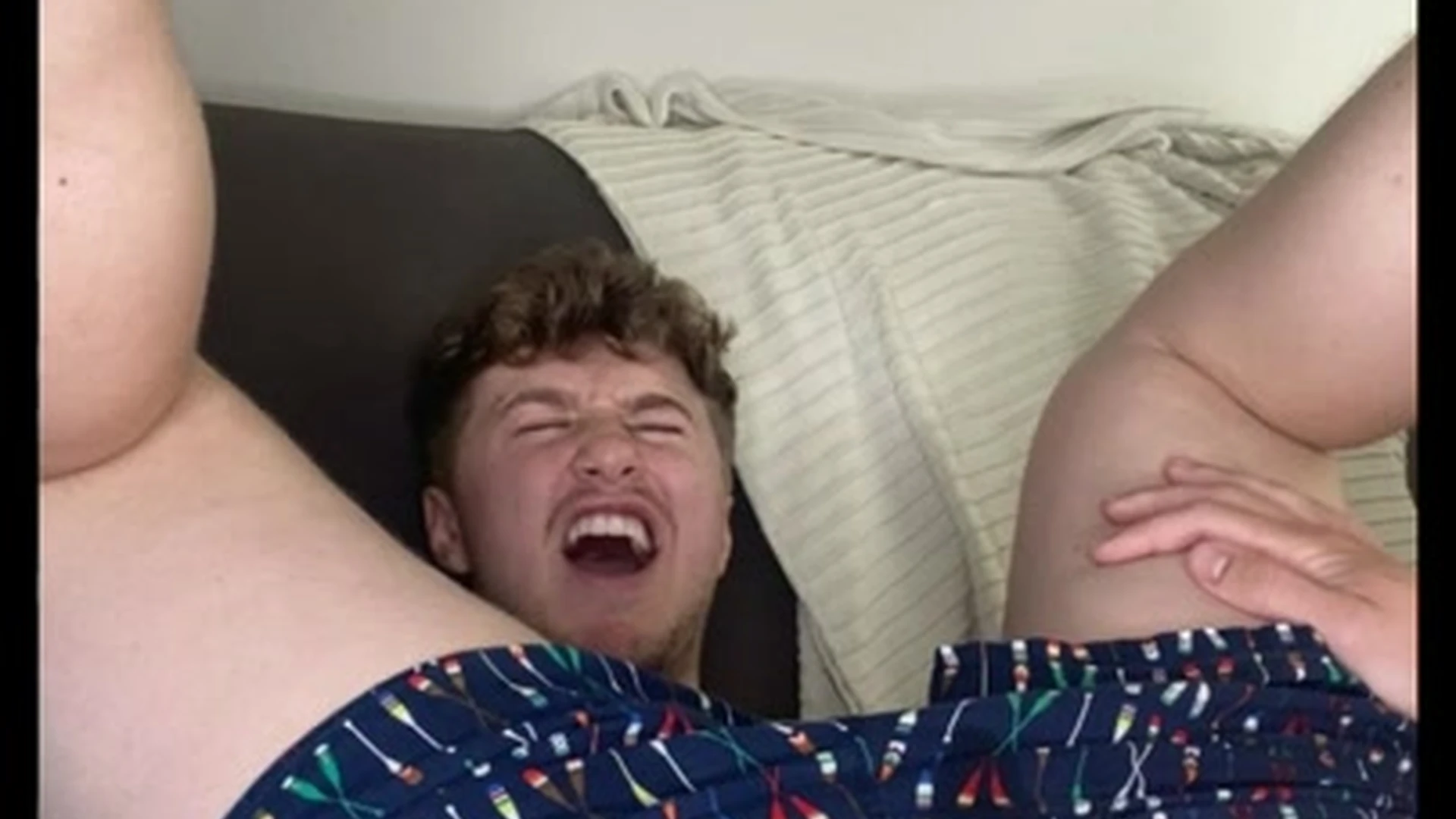 CODYGUNZXXX Getting fucked before snowboarding
