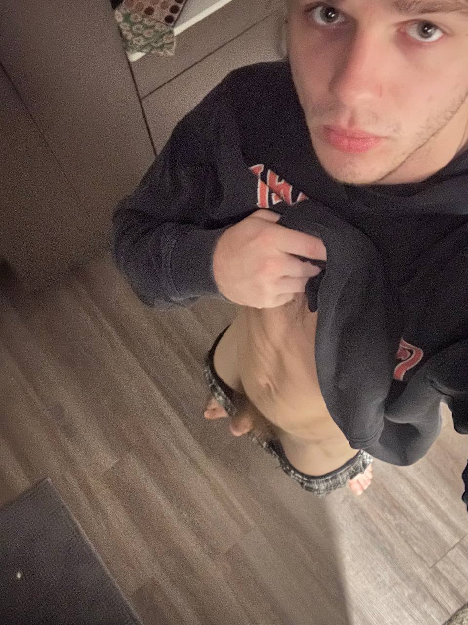 slutty babe cumming kevlarlifts ripped cams Leaked full video