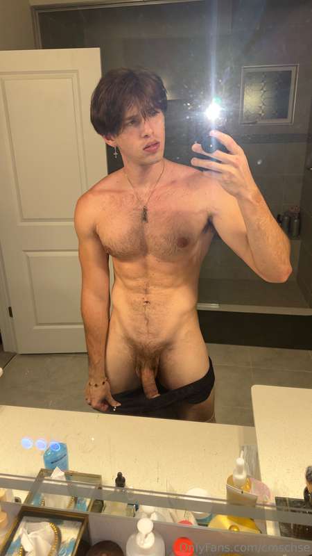 Exposed tiktok star Chase Stobbe nude ass