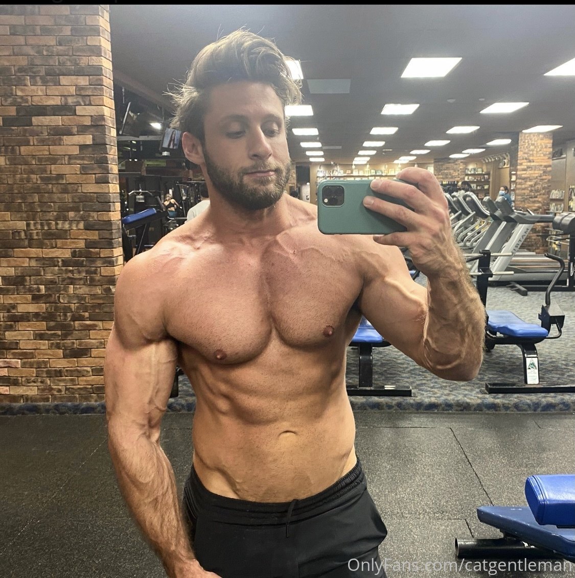 king_media Dom King abs  Epic