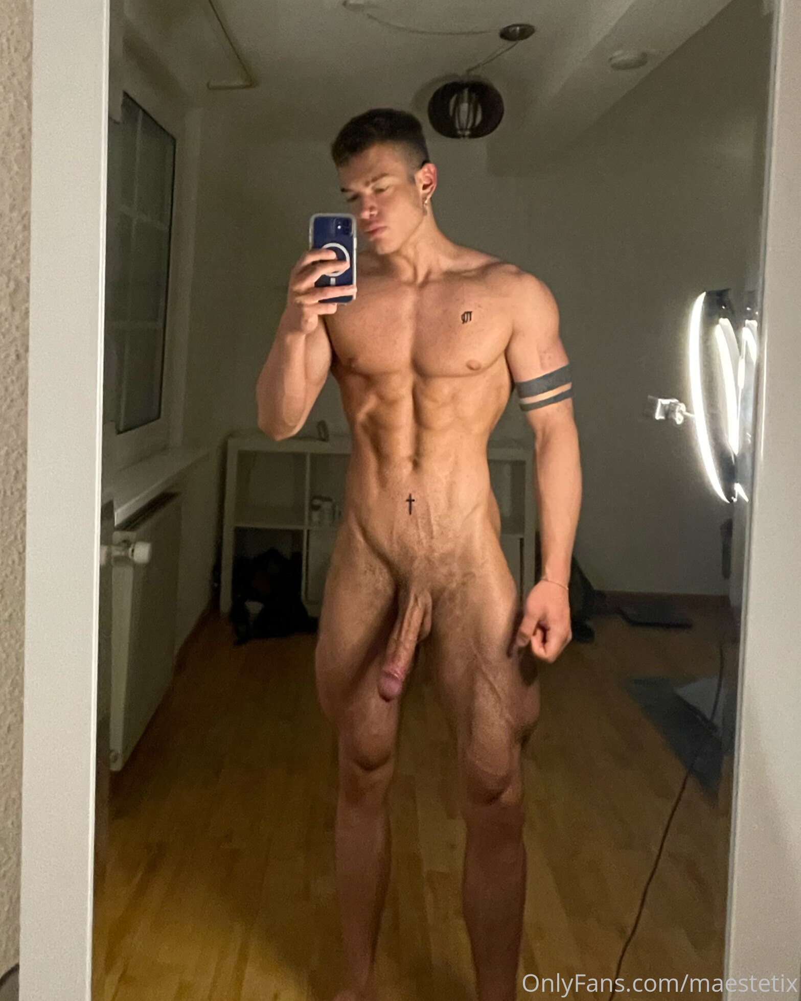 Exposed hot tattooed martynlifts onlyfans  Video