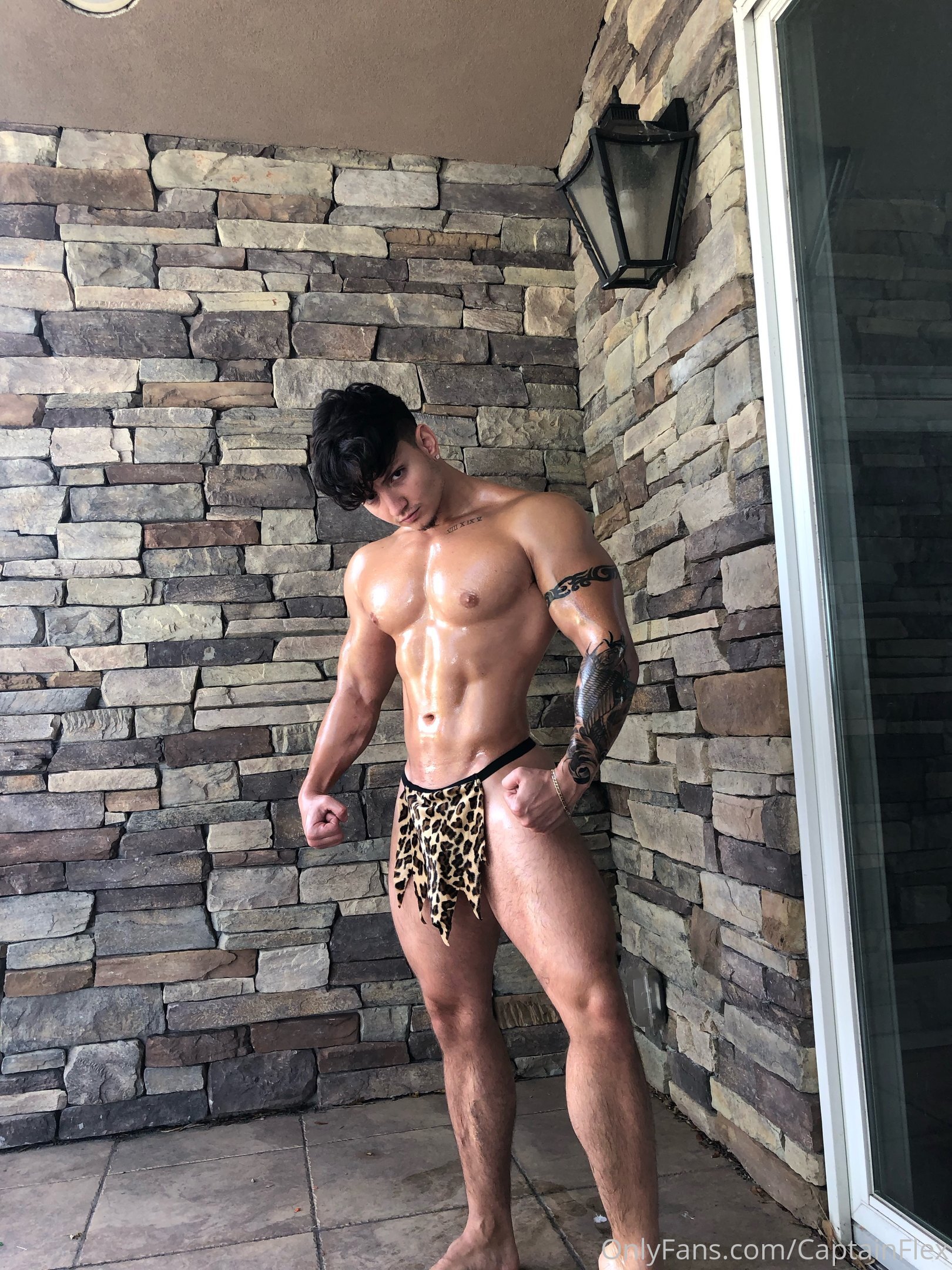 sexy jerking off  dominant teenhulkfranco Nude porn