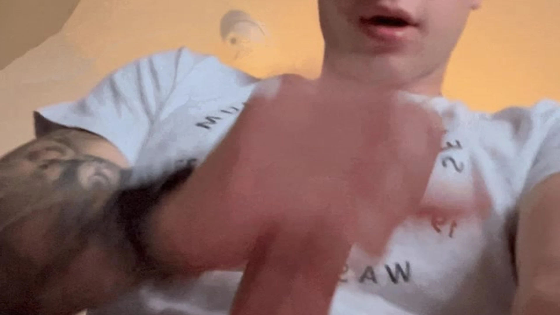 Devoted wanking off asian Evan Lamicella pic leak