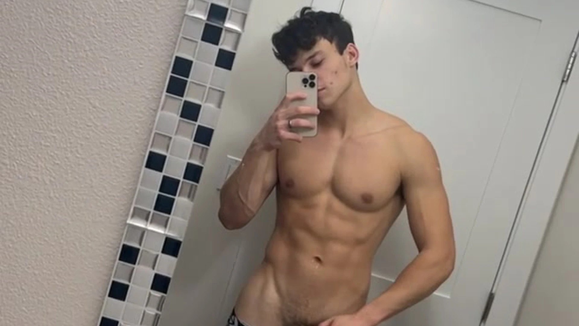 Epic muscle DILDO CJ Clark Fansly leaked
