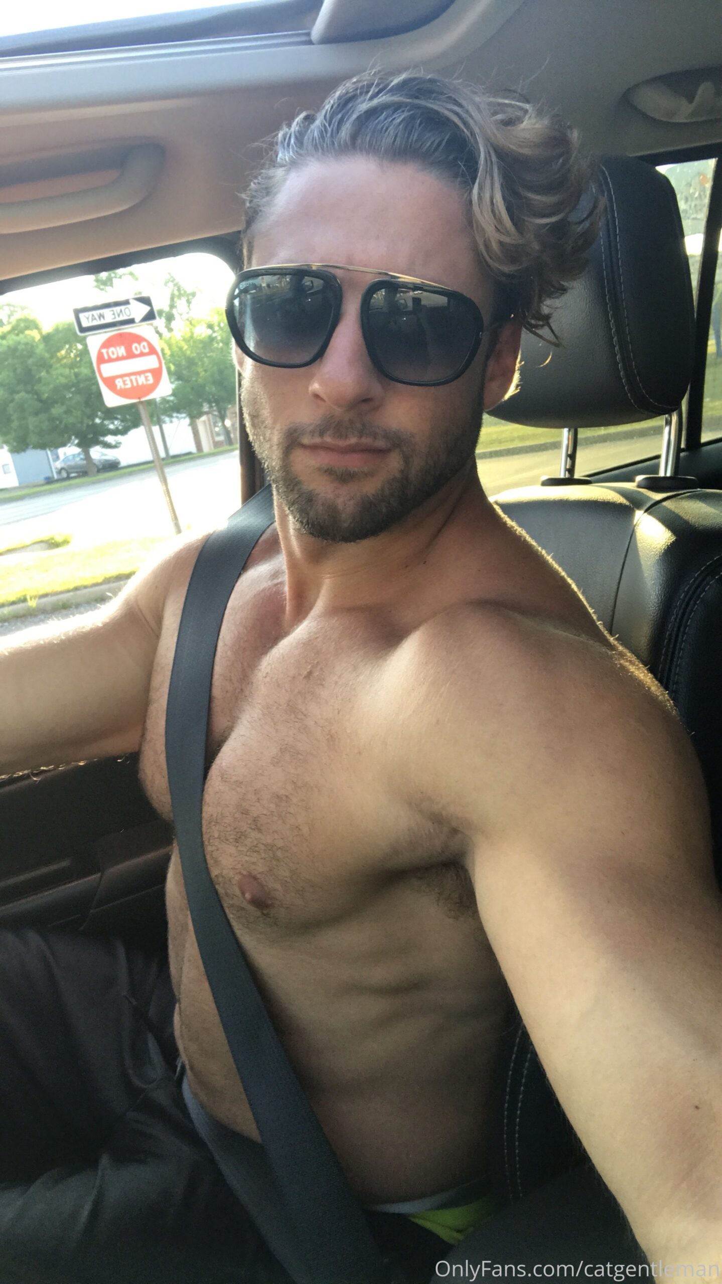 Assertive catgentleman Dom King sex