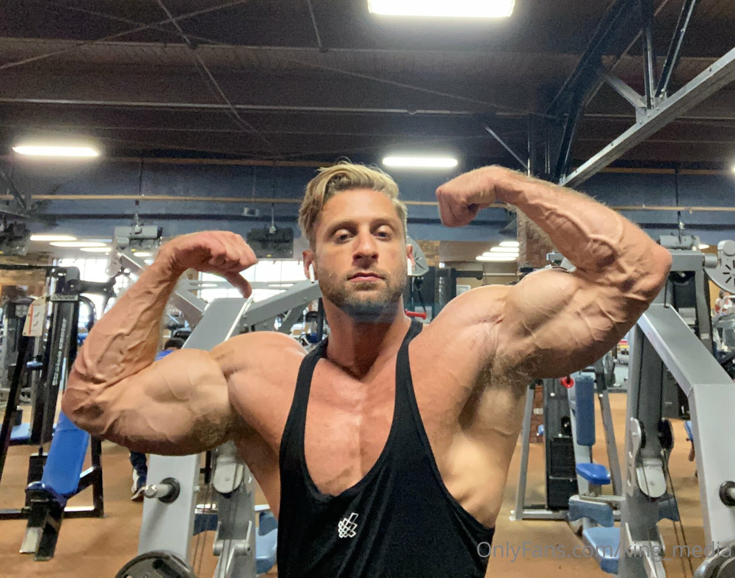 homoerotic top Dom King Nude onlyfans Epic