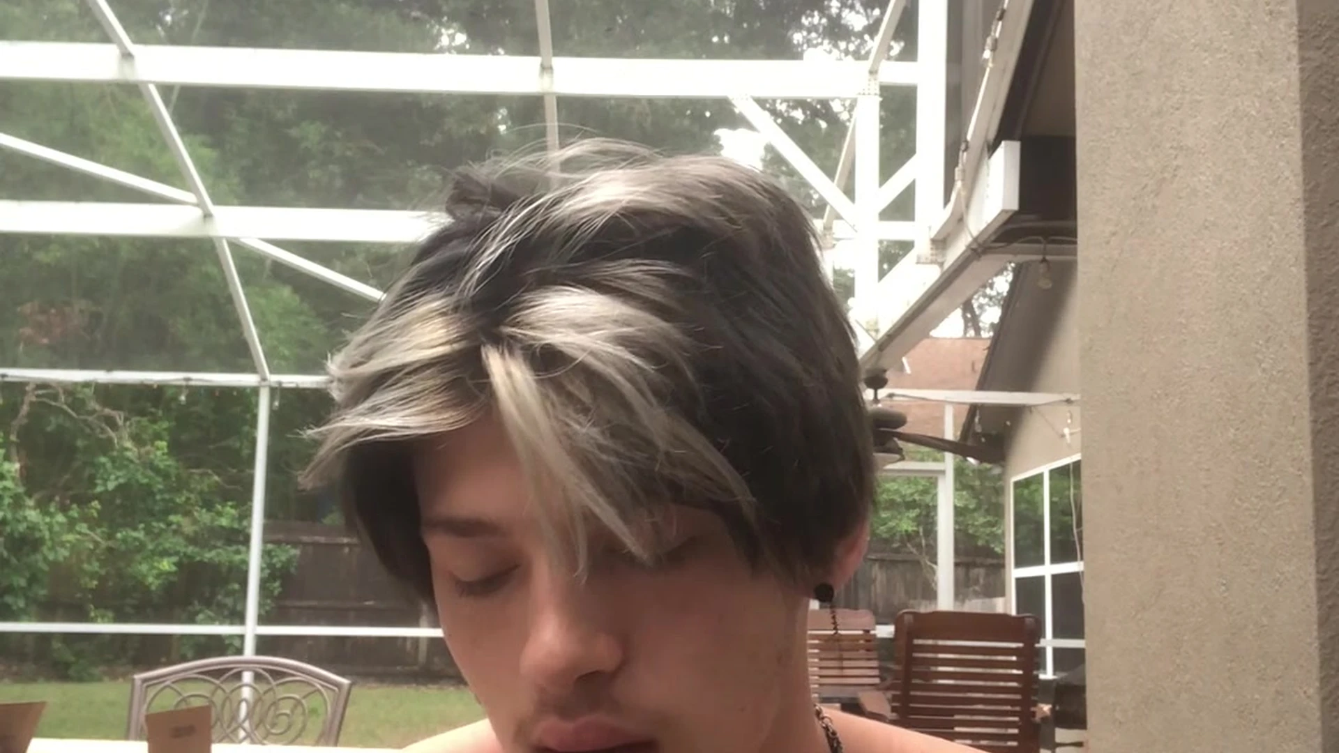Effervescent  tiktoker cmschse of leak