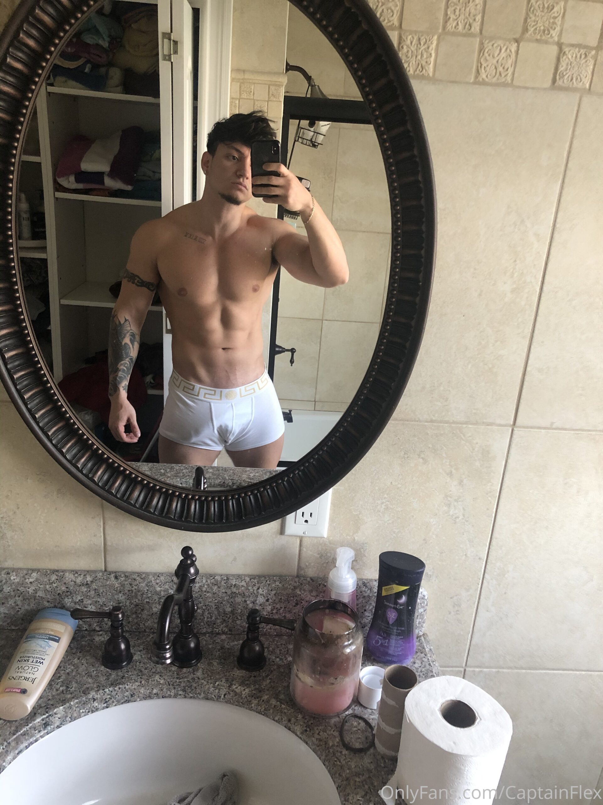 hoe jerking off body worship captainflex nude pics