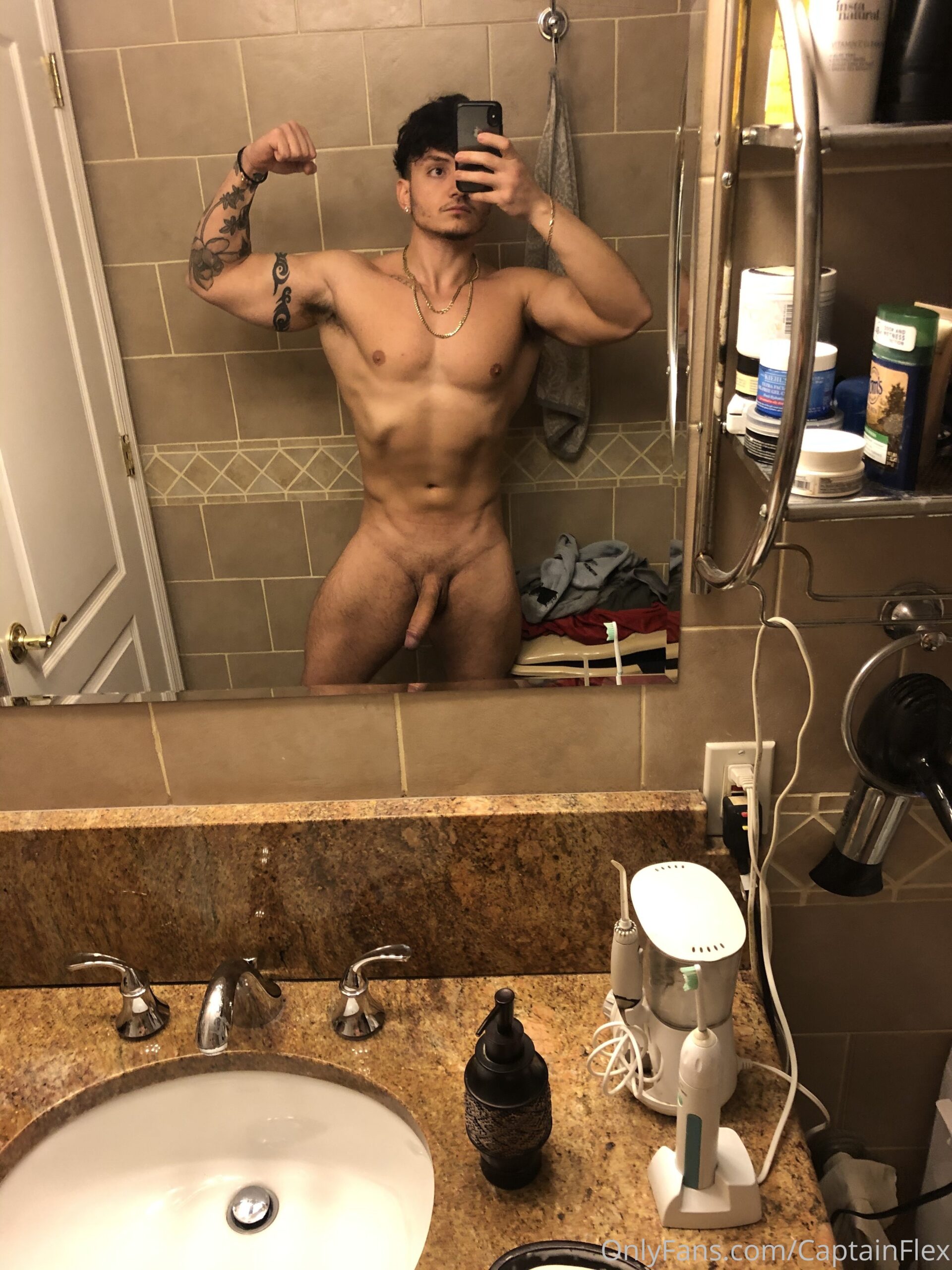 hunky wanking off alpha teenhulkfranco onlyfan