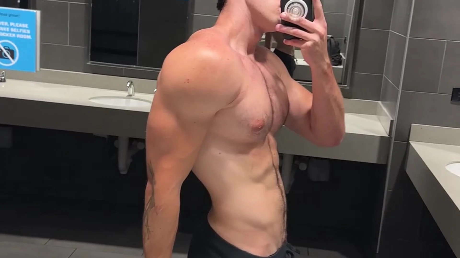 Sensational impressive jock cmschse Fansly leaked Vid
