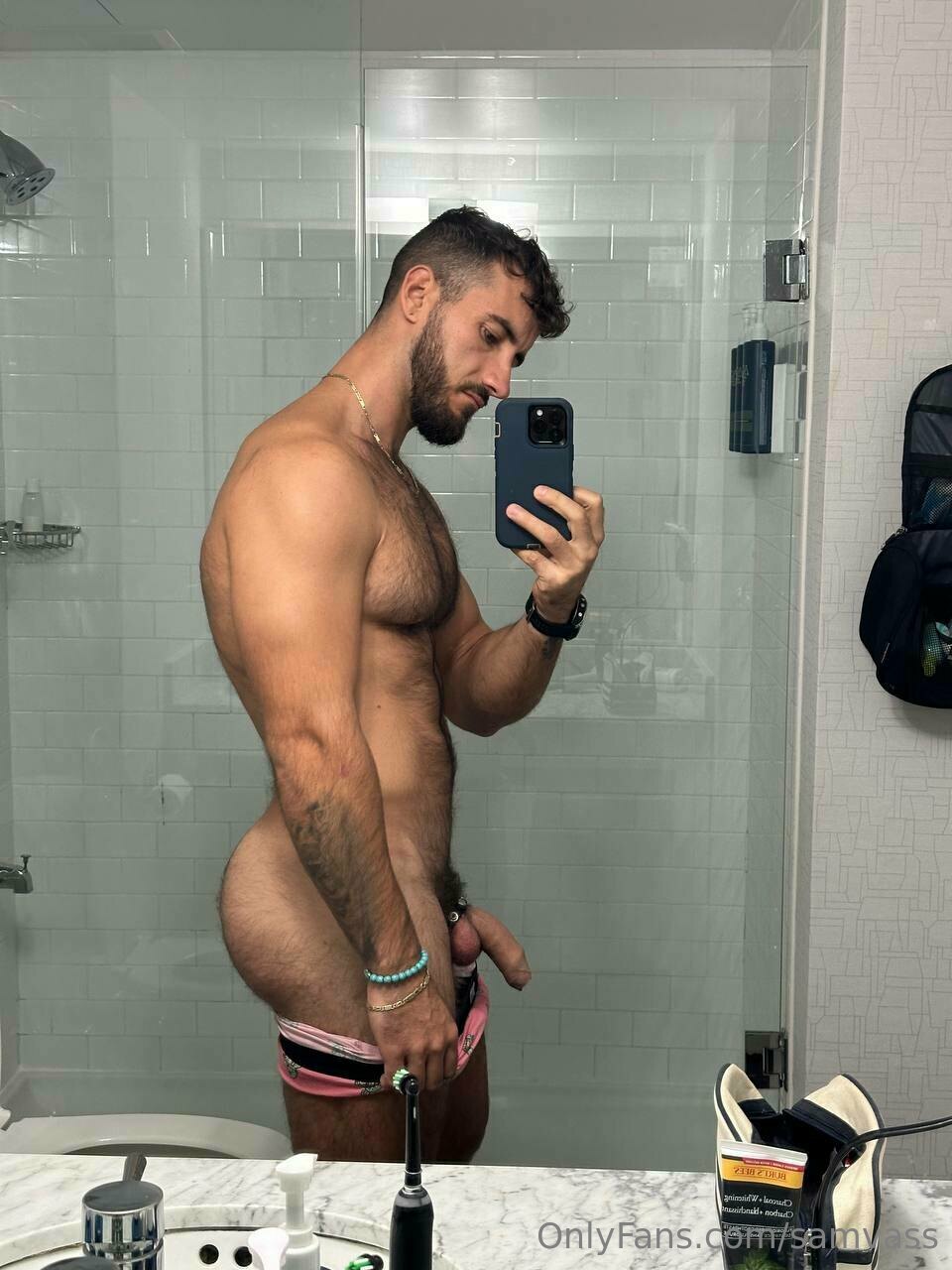 hairy Samvass nude ass