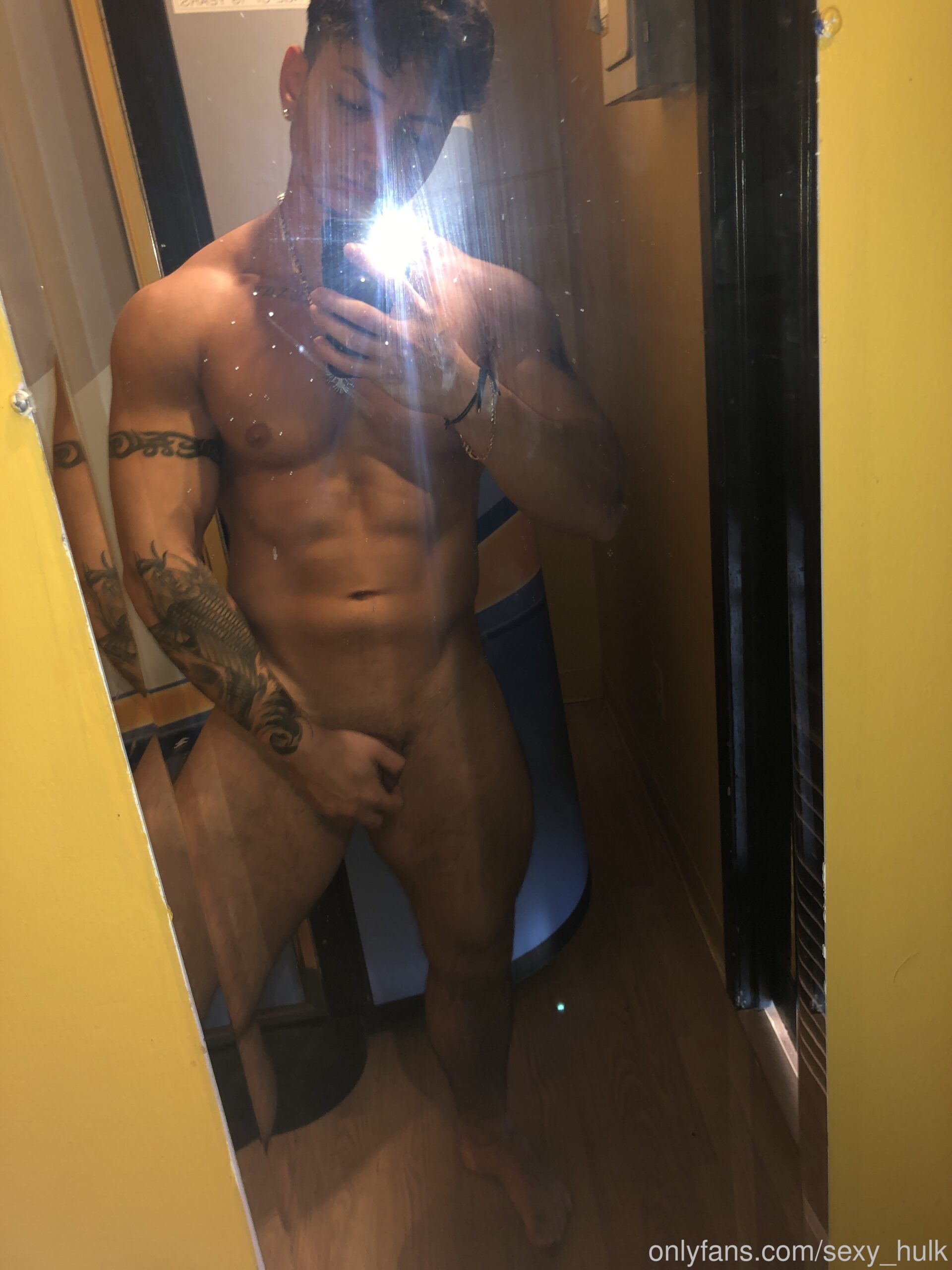 Exposed  dominant teenhulkfranco Nude onlyfans