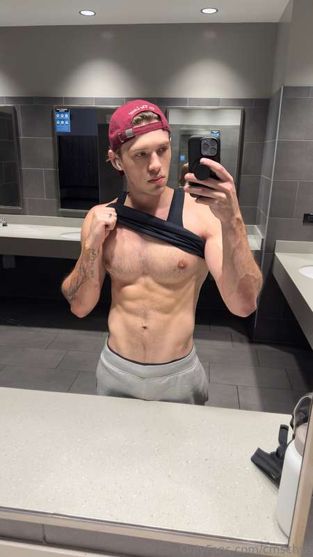 Authentic playing with cock tiktoker Chase Stobbe  huge pecs