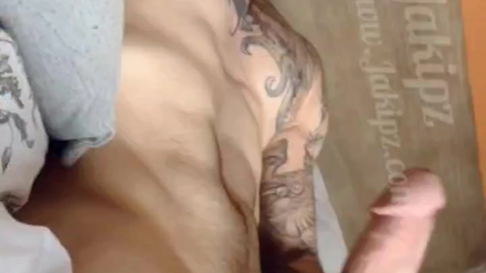muscle verbal Jakipz   Exclusive full video Epic
