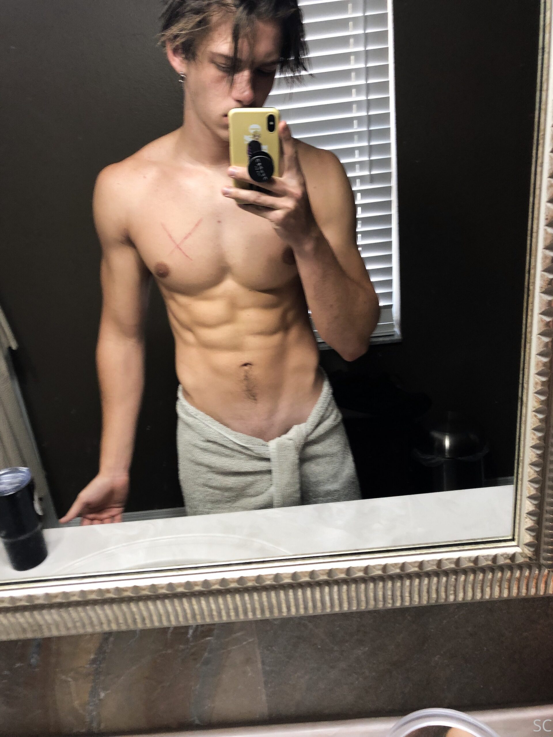 masculine tiktok star Chase Stobbe leaks pic Vid Sensational