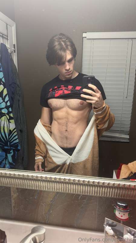 muscled playing with cock tiktoker cmschse Fansly leaks