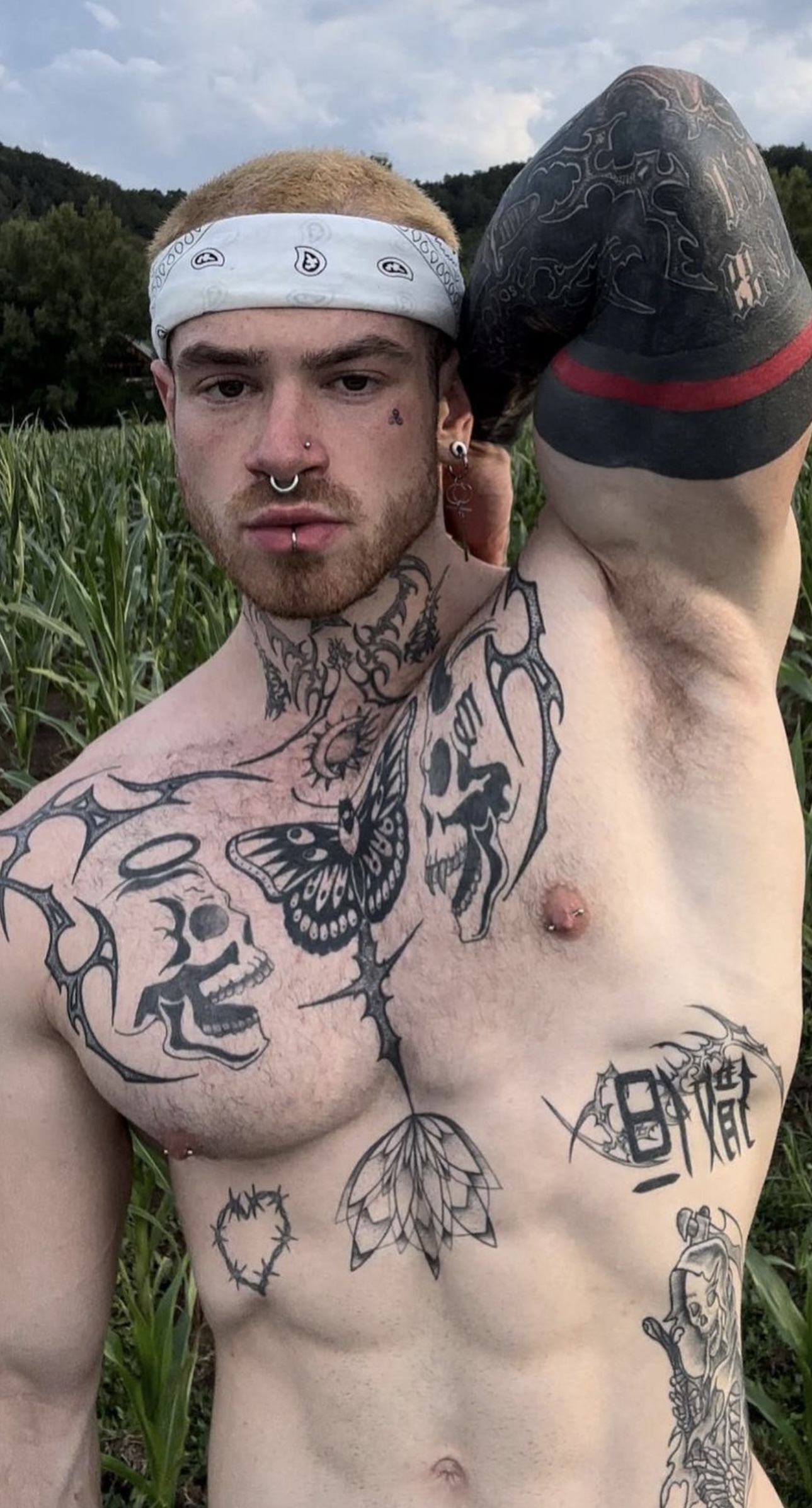 whore tattooed sonofbaki sex tape