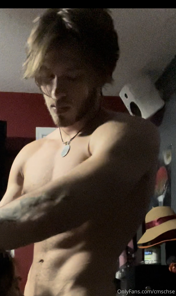 shy tiktok star cmschse big pecs