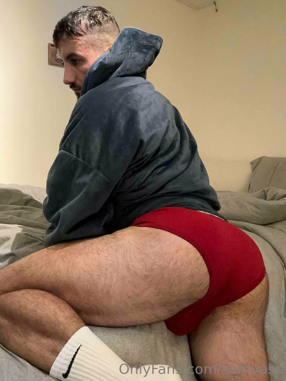 muscled hairy Sotirios Vasileiou nude
