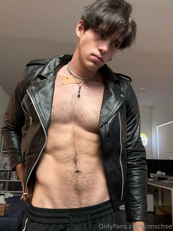 muscled tiktoker cmschse onlyfans nude gay slut Video