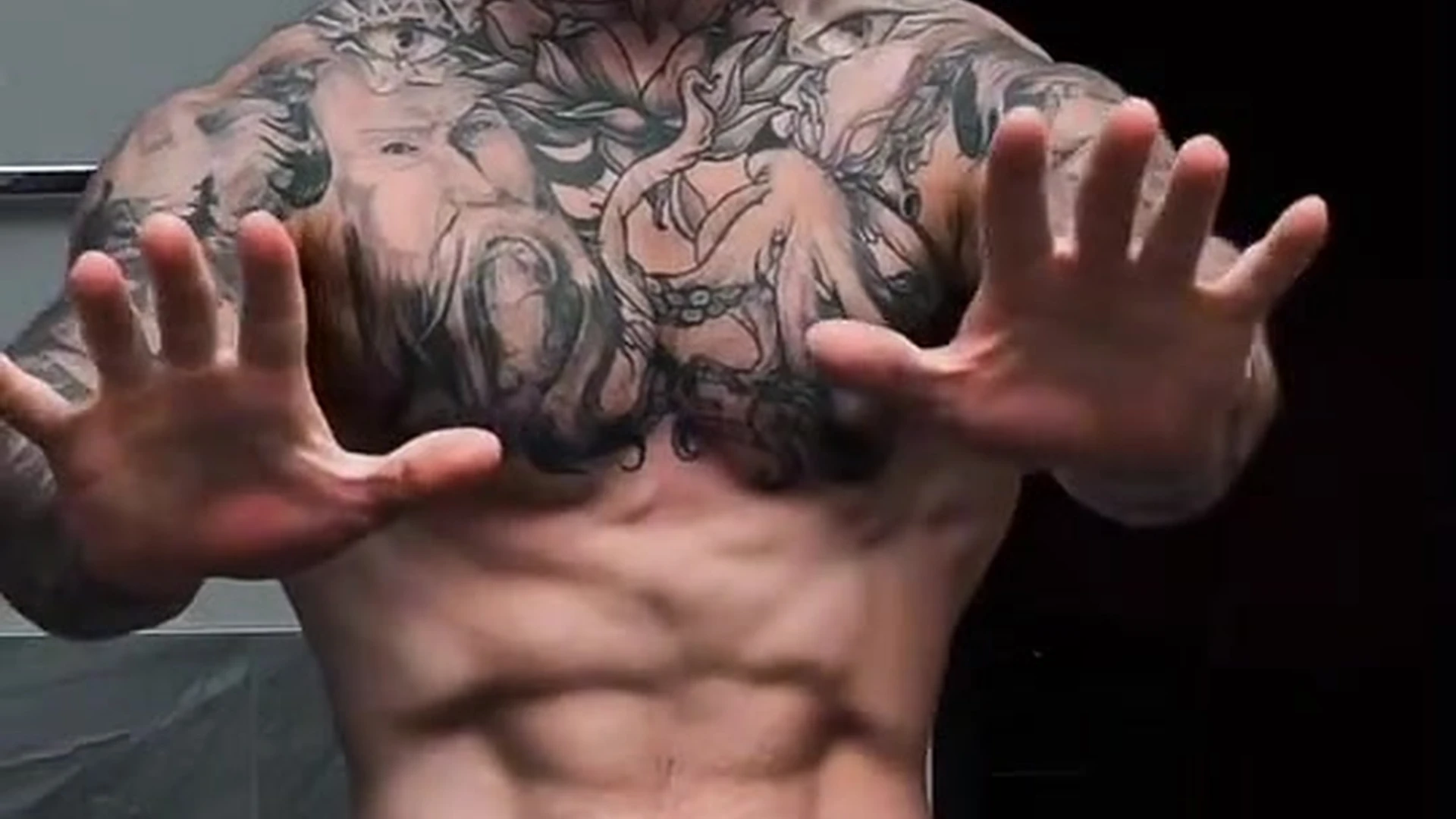 muscular jerking off dirty talk Jakipz of leaks