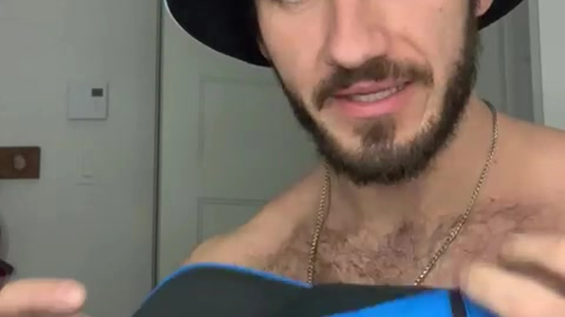 hairy Samvass onlyfans