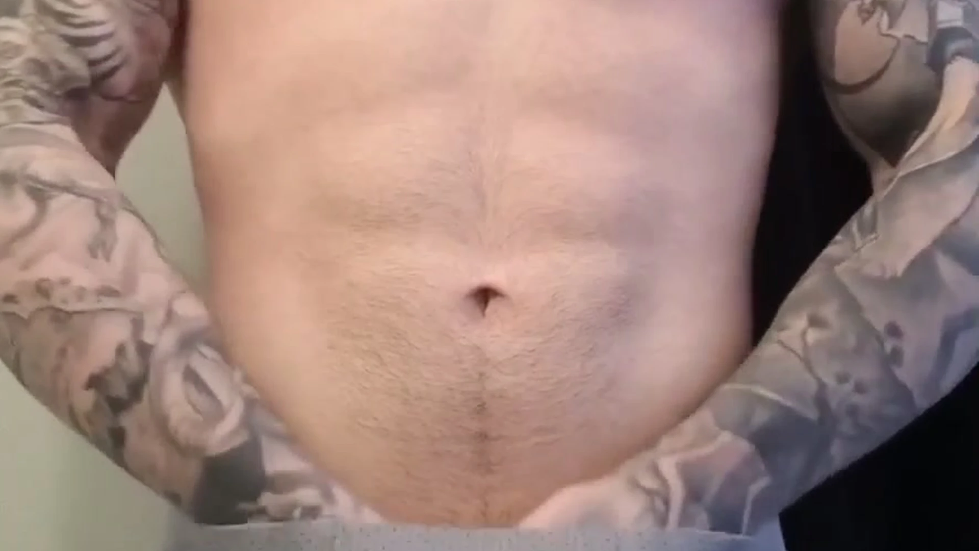Exposed BABE massive cock Jakipz pic porn