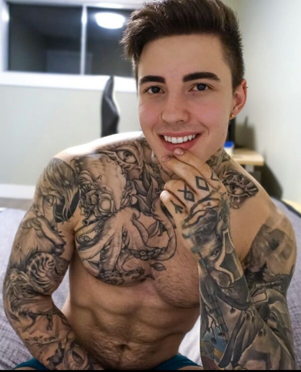 Exposed verbal Jake Andrich pic porn