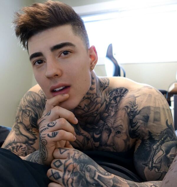Considerate playing with himself dirty talk Jakipz onlyfans nudes