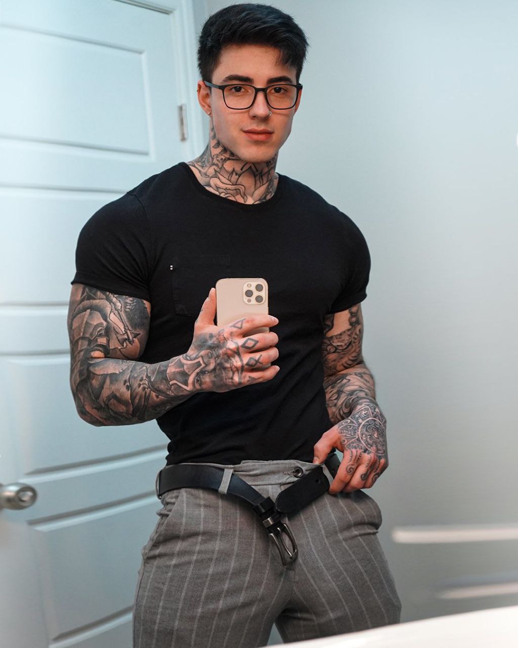 Motivated playing with himself huge cock Jake Andrich leaks pic