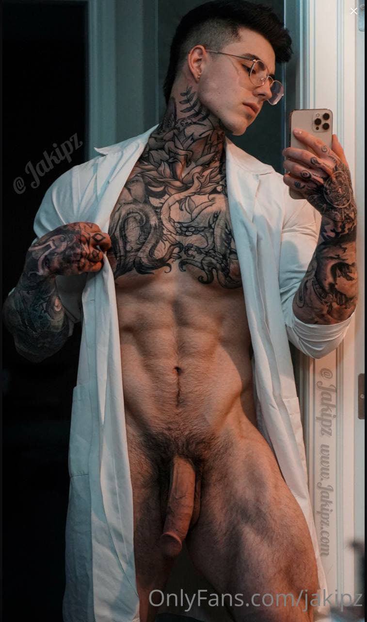 Sensational muscle big dick Jakipz onlyfans leaks pic