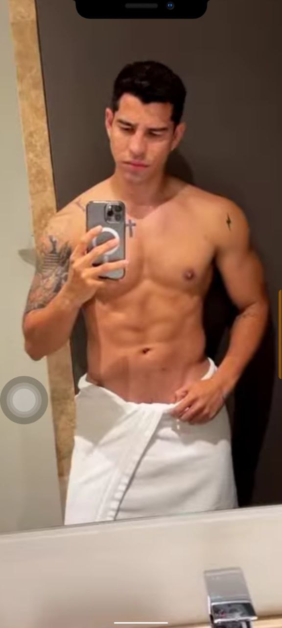Exposed Effervescent  tiktoker Jakipz leak pic