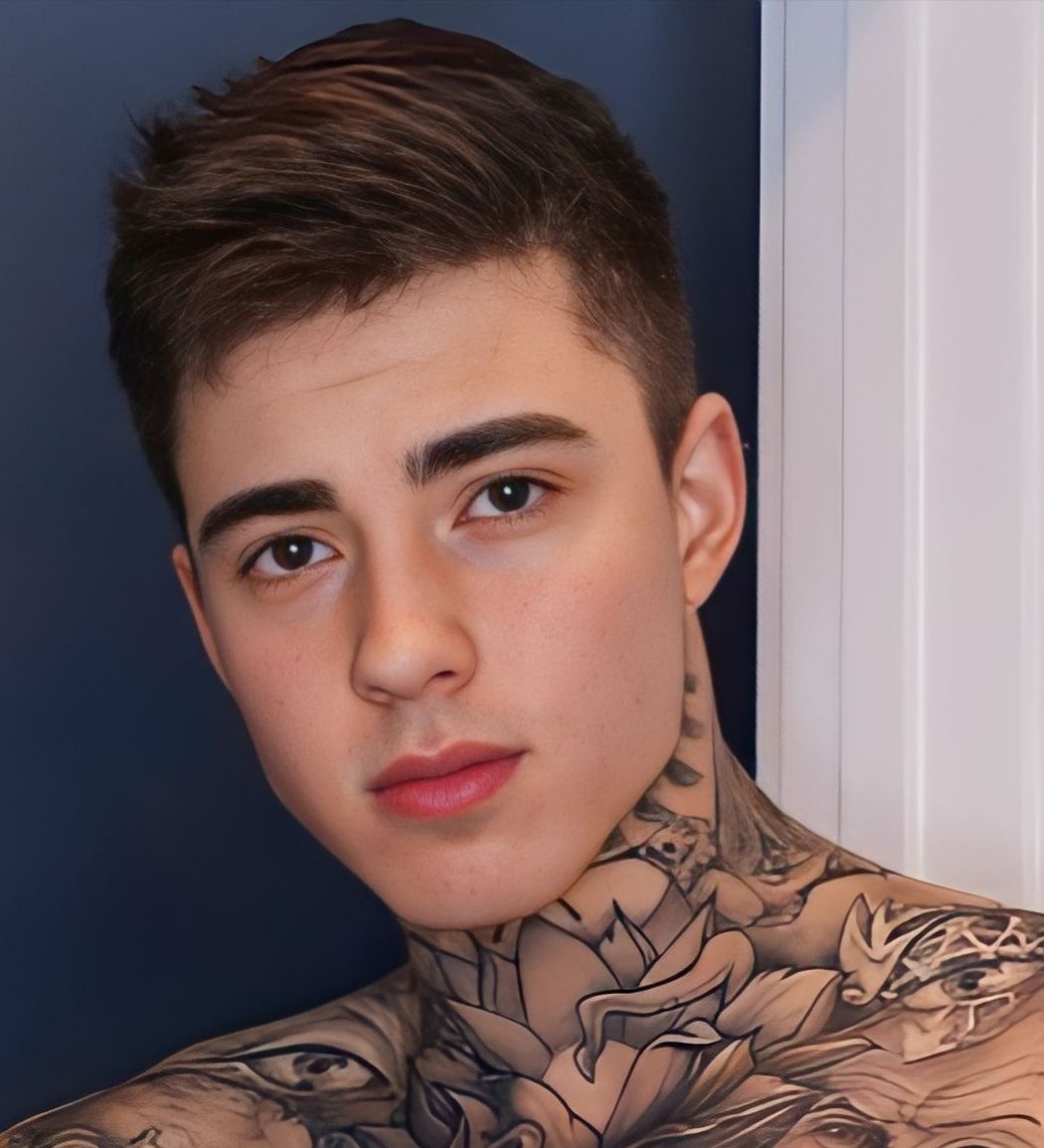 hoe wanking off tiktok Jake Andrich anal
