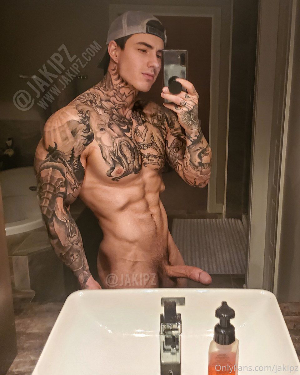 Epic big cock Jakipz leaks OF