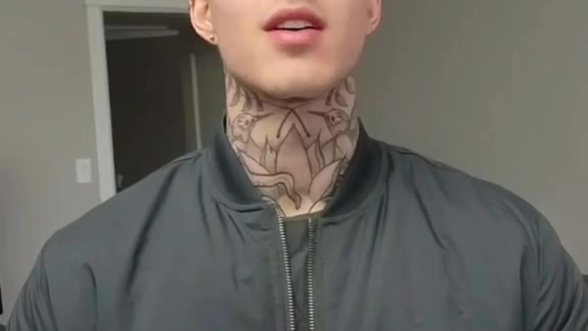 Self-assured playing with himself tiktoker Jakipz sexy onlyfans leak