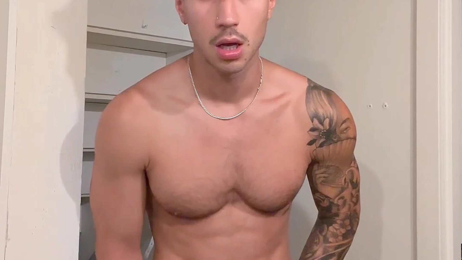 muscle tiktok star Evan Lamicella onlyfans leak Vid