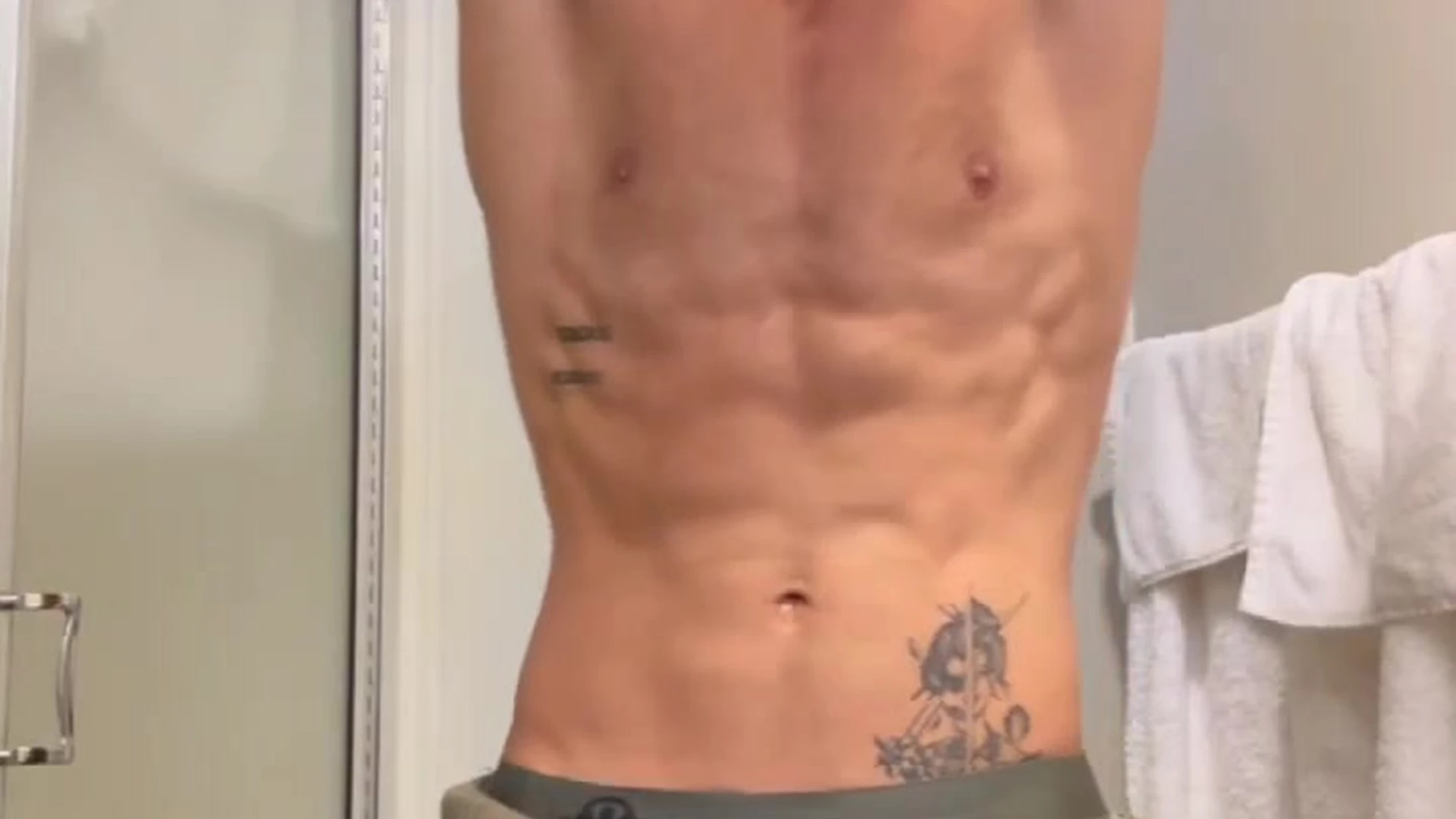 Confident  playing with cock asian evanlamicella Nude Patreon